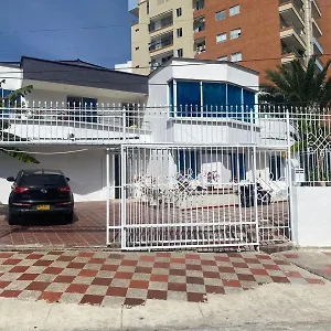 https://casa-blanca-ciudad-jardin.hotels-in-barranquilla.com